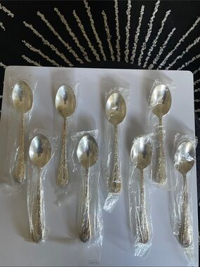 Vintage Enchanted Rose Pattern Soup Spoons- WM. Rogers & Son-Set of 8